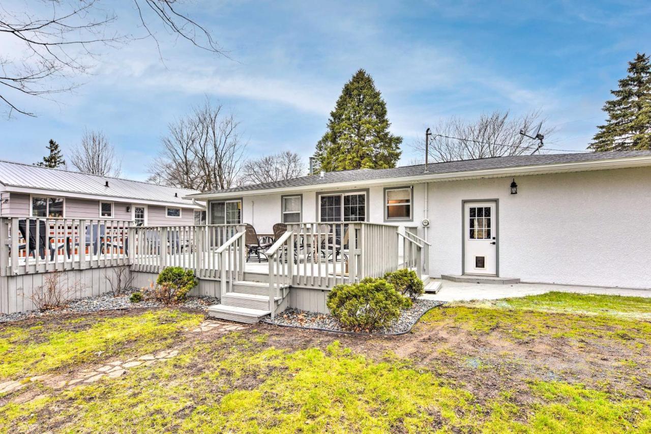 Charming Retreat With Deck - Walk To Lake Pepin Zewnętrze zdjęcie